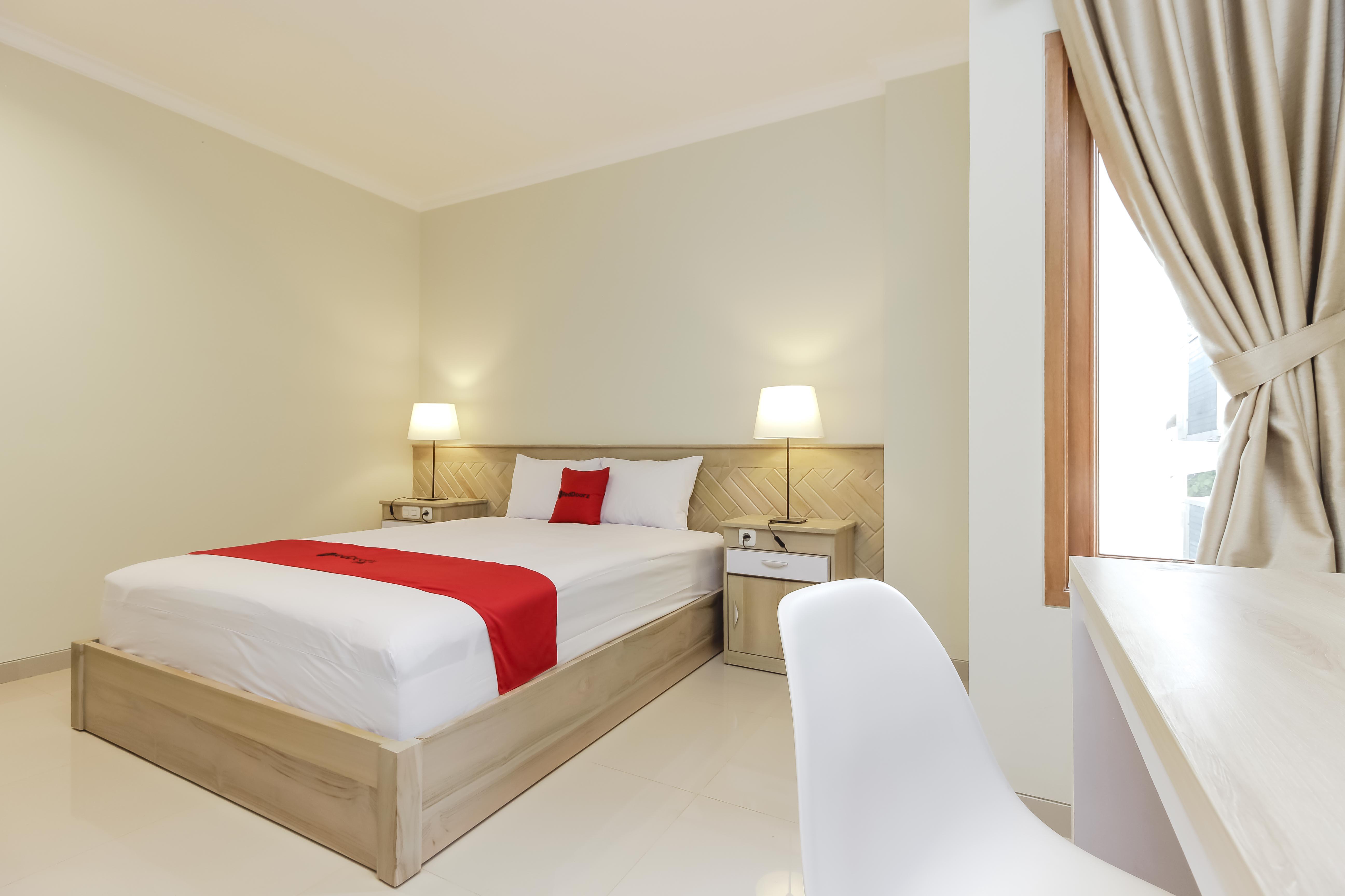 Reddoorz Premium Near Ragunan Zoo 2 Джакарта Екстер'єр фото